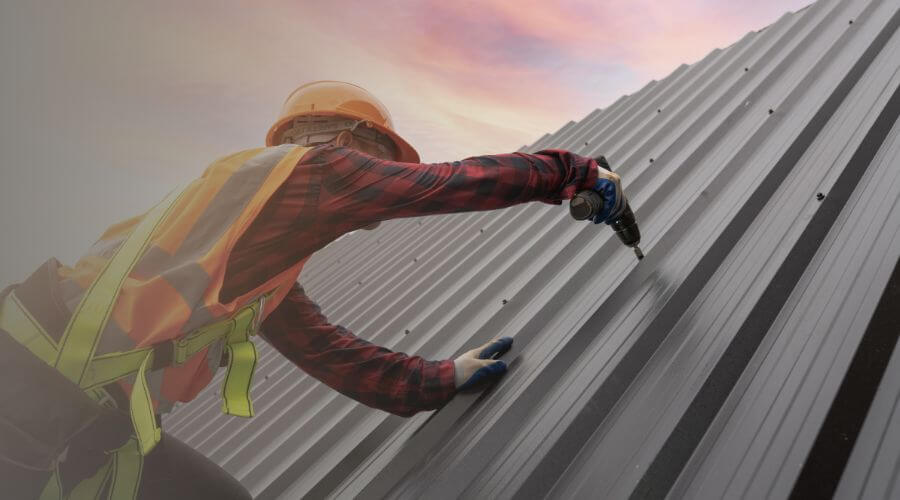 Expert Emergency Roof Repairs services in Lobelville, TN